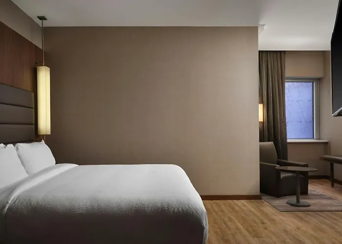 Ac Hotel By Marriott Dallas Downtown